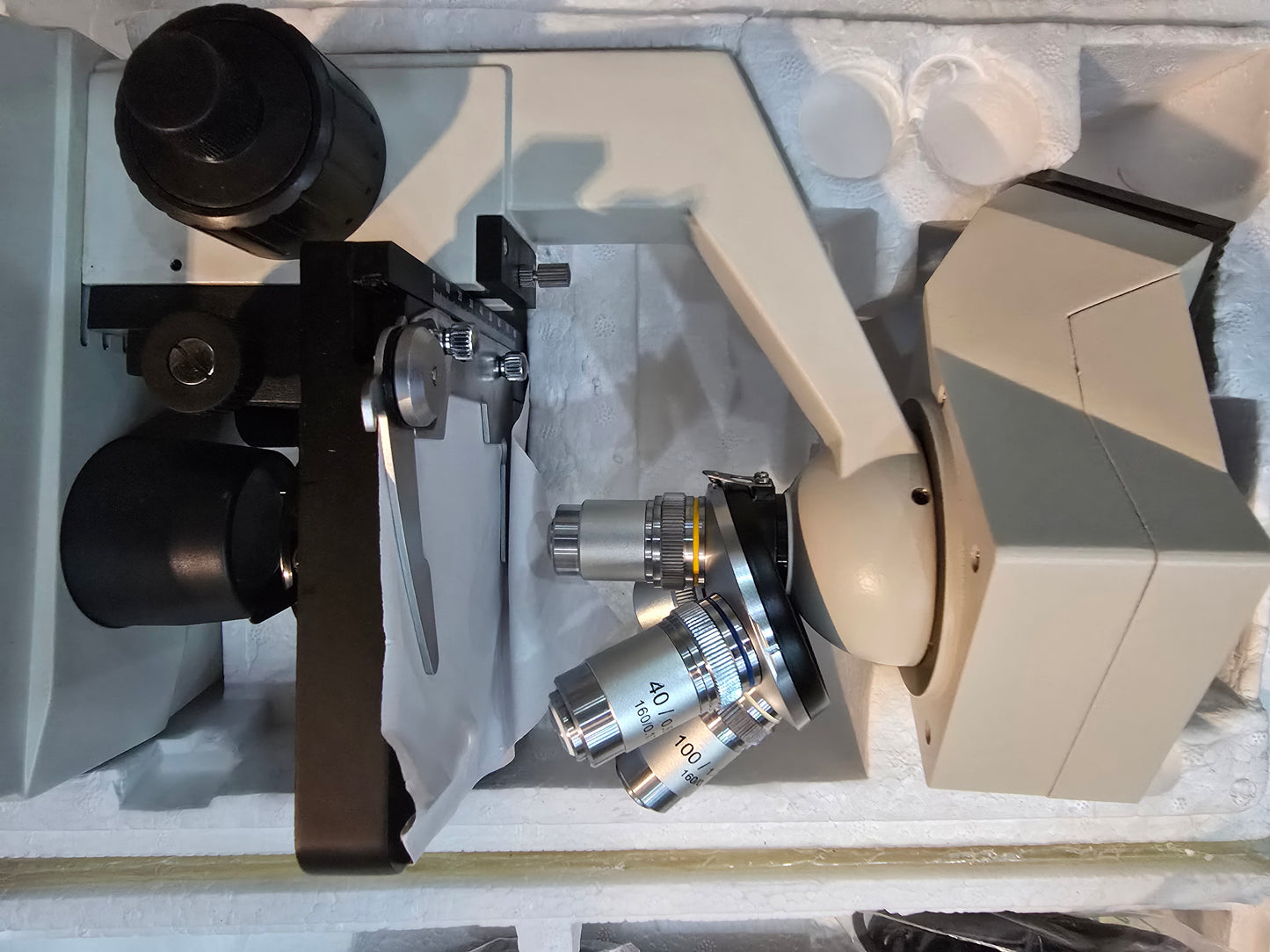 Microscopio compuesto trinocular serie OMAX M83EZ