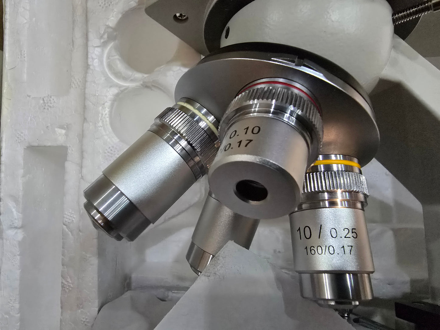 Microscopio compuesto trinocular serie OMAX M83EZ