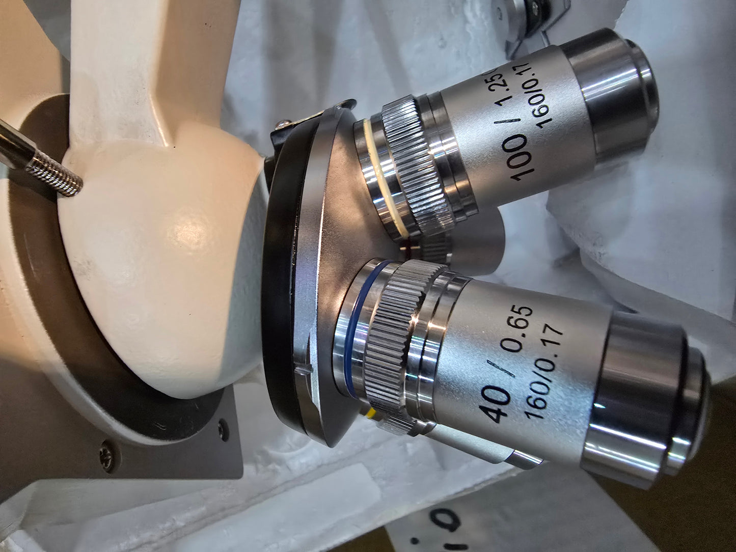 Microscopio compuesto trinocular serie OMAX M83EZ