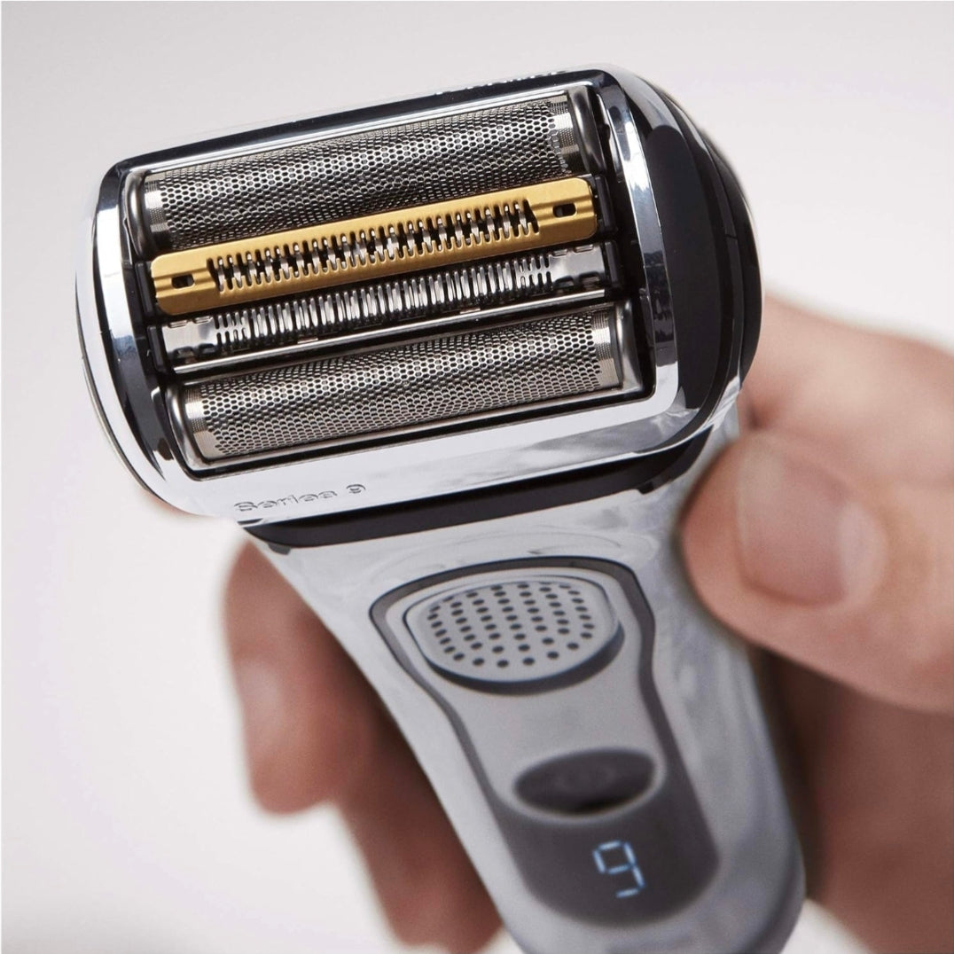 Braun Series 9 9293s - Afeitadora Eléctrica para Hombre con Base de Carga y Funda para Viaje, Color Cromo