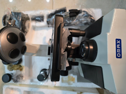 Microscopio omax trinocular M837L